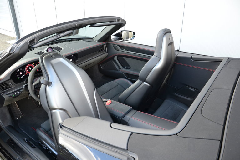 Porsche 992.2 Carrera GTS