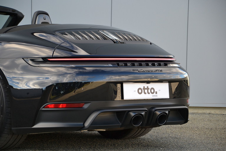 Porsche 992.2 Carrera GTS