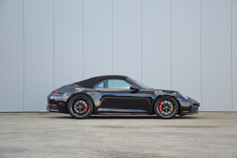 Porsche 992.2 Carrera GTS