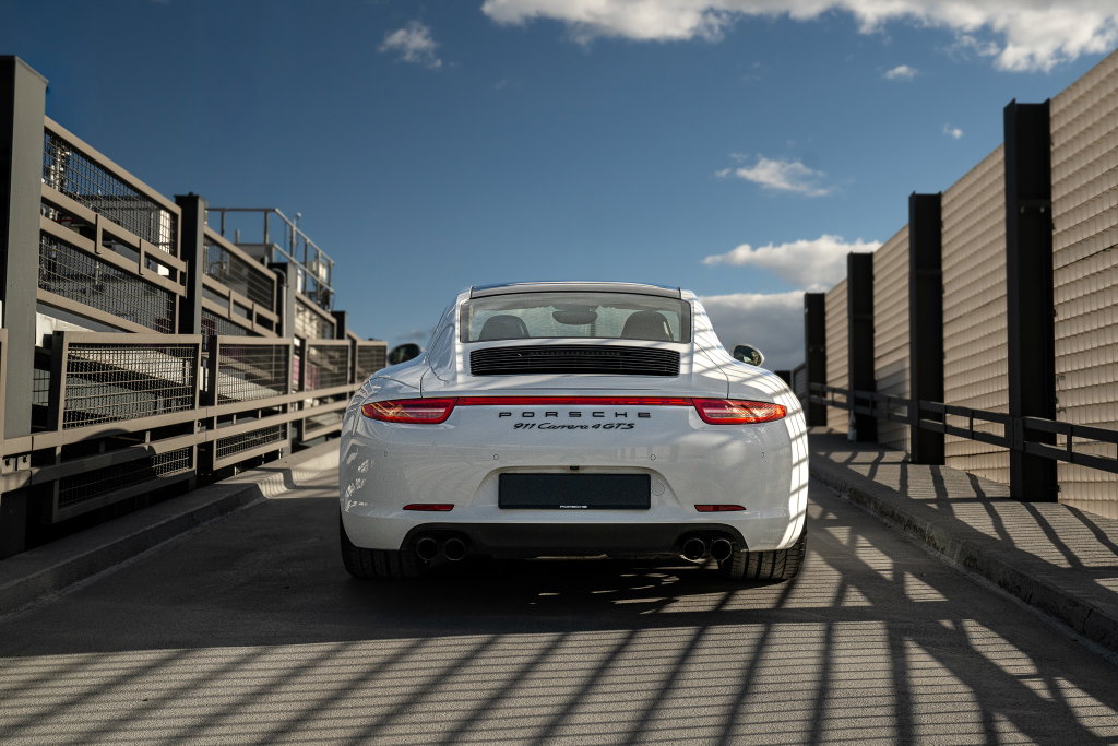 Porsche 991 Carrera 4 GTS