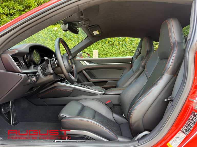 Porsche 992 Carrera S