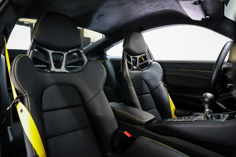 Porsche 991.2 GT3 Touring