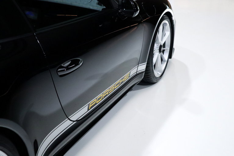 Porsche 991.2 GT3 Touring