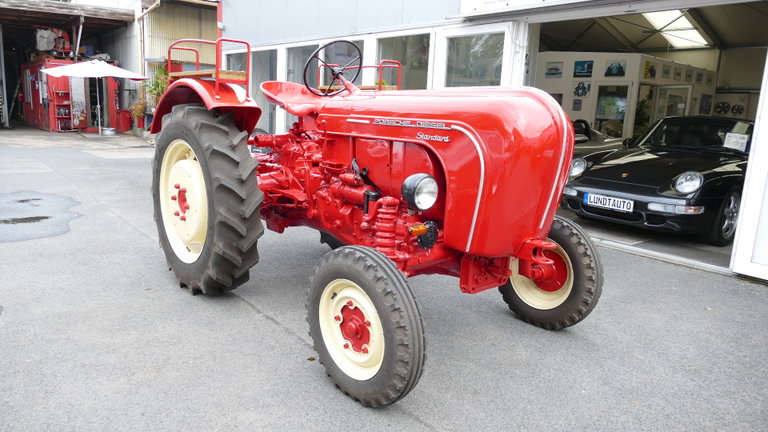 Porsche Standard