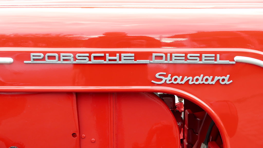 Porsche Standard