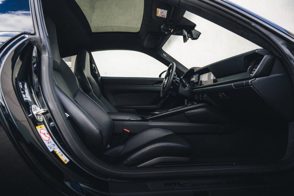 Porsche 992.2 Carrera GTS