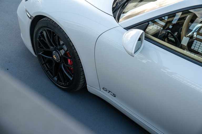 Porsche 991 Carrera 4 GTS