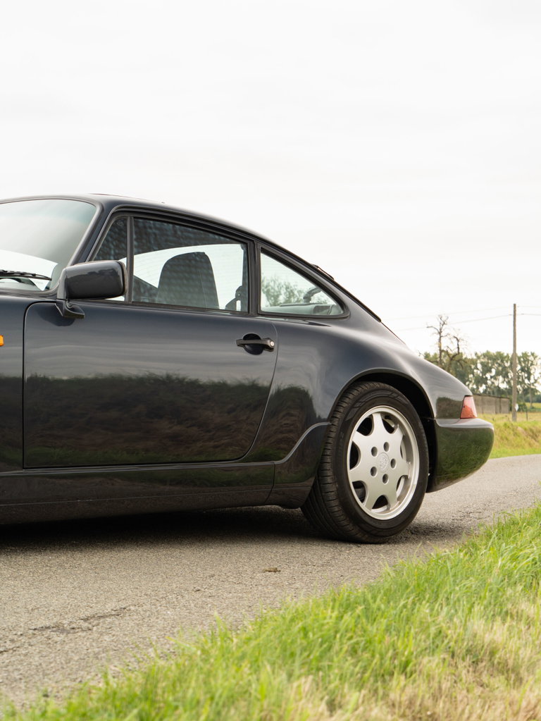 Porsche 964 Carrera 4