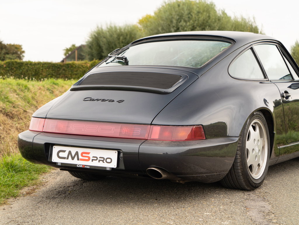 Porsche 964 Carrera 4