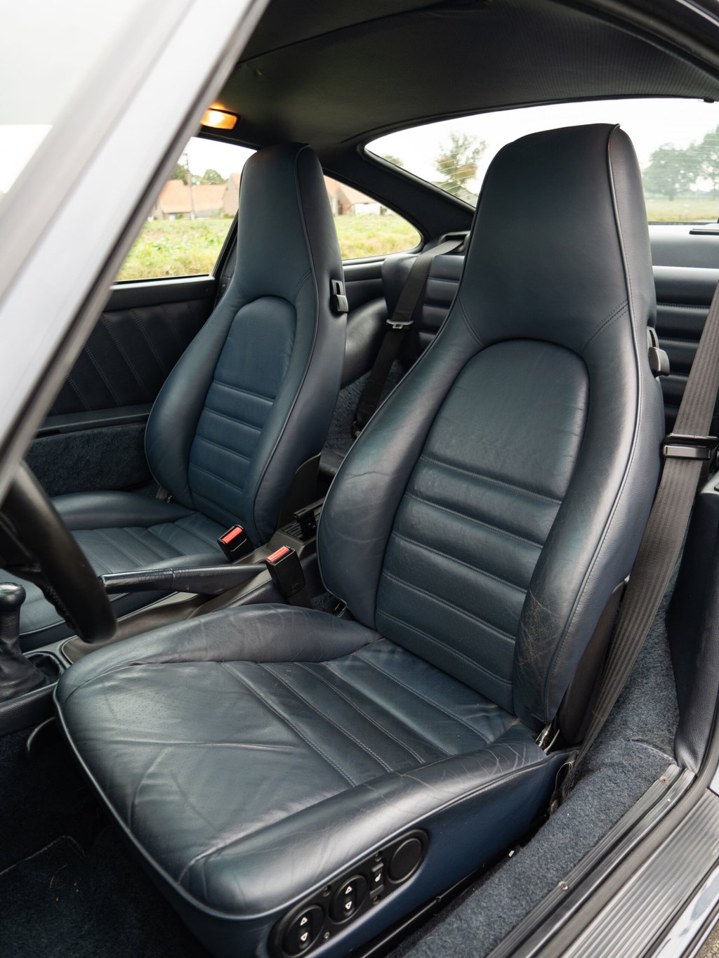Porsche 964 Carrera 4