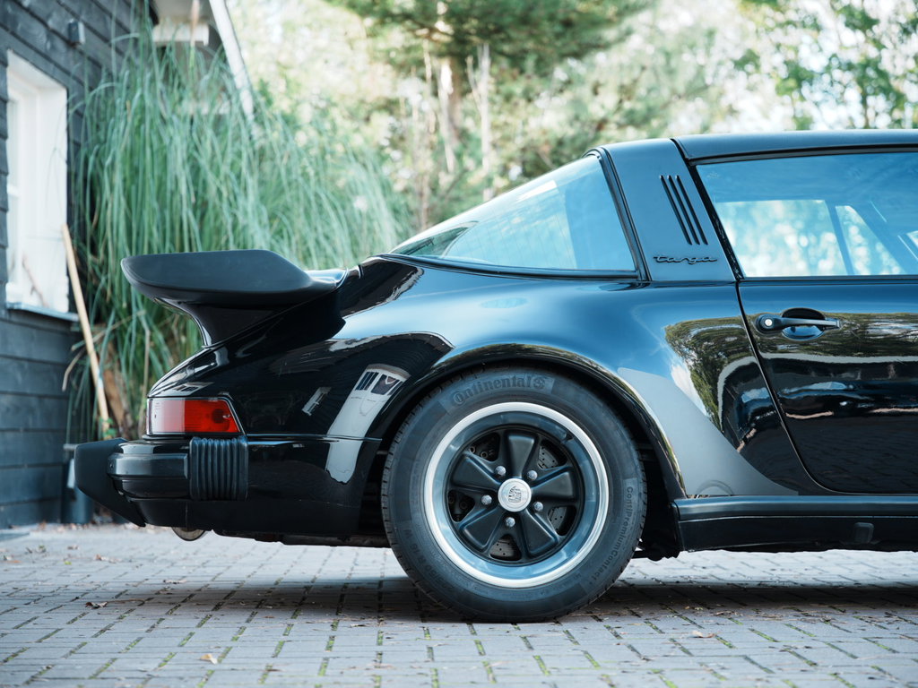 Porsche 911 Carrera 3.2 WTL