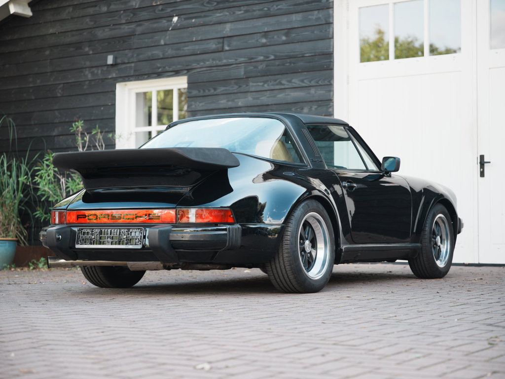 Porsche 911 Carrera 3.2 WTL