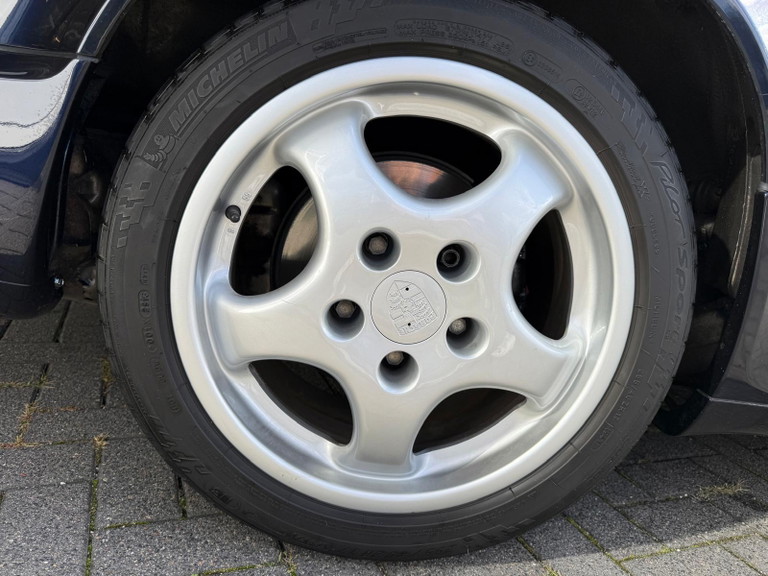 Porsche 964 Carrera 2