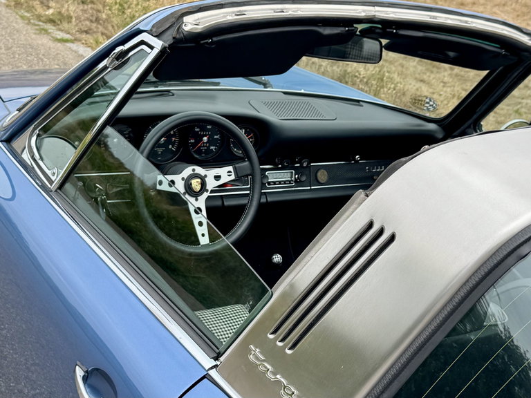 Porsche 911 E