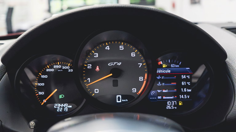 Porsche 981 Cayman GT4