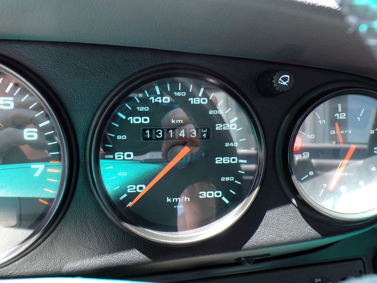 Porsche 964 Carrera 4
