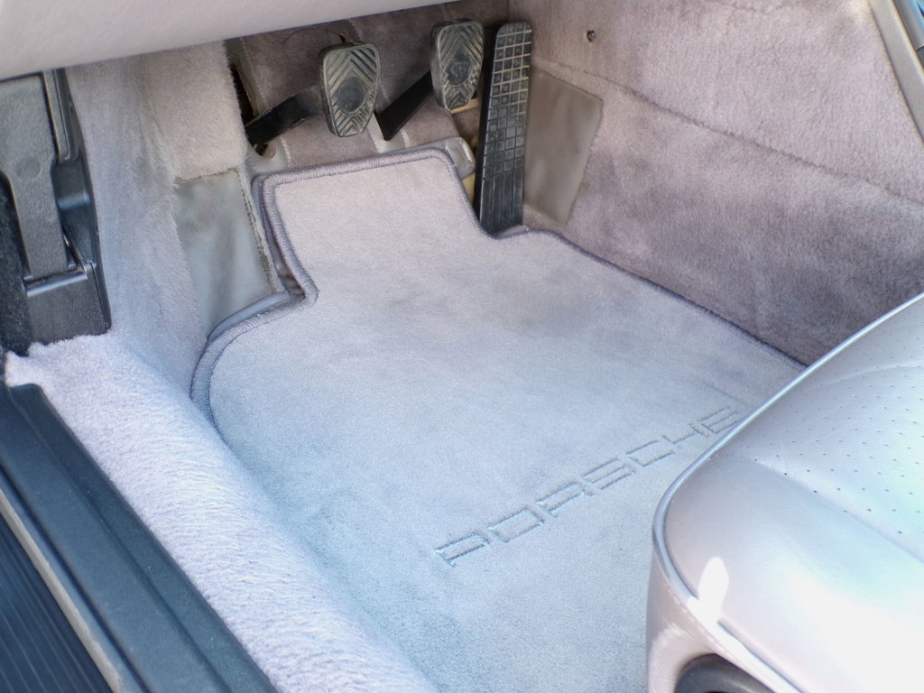 Porsche 964 Carrera 4