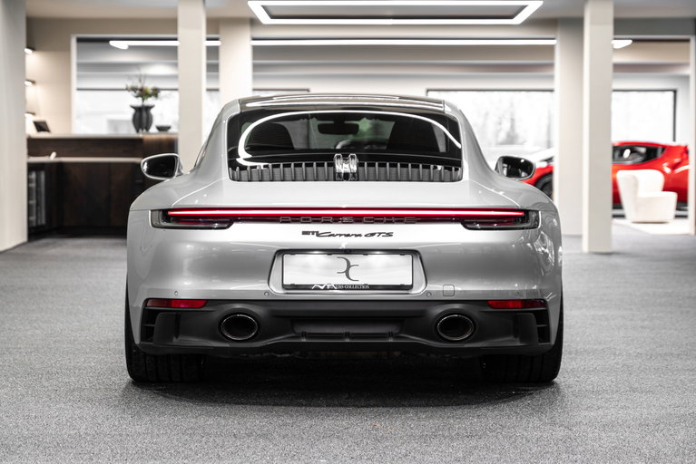 Porsche 992 Carrera GTS