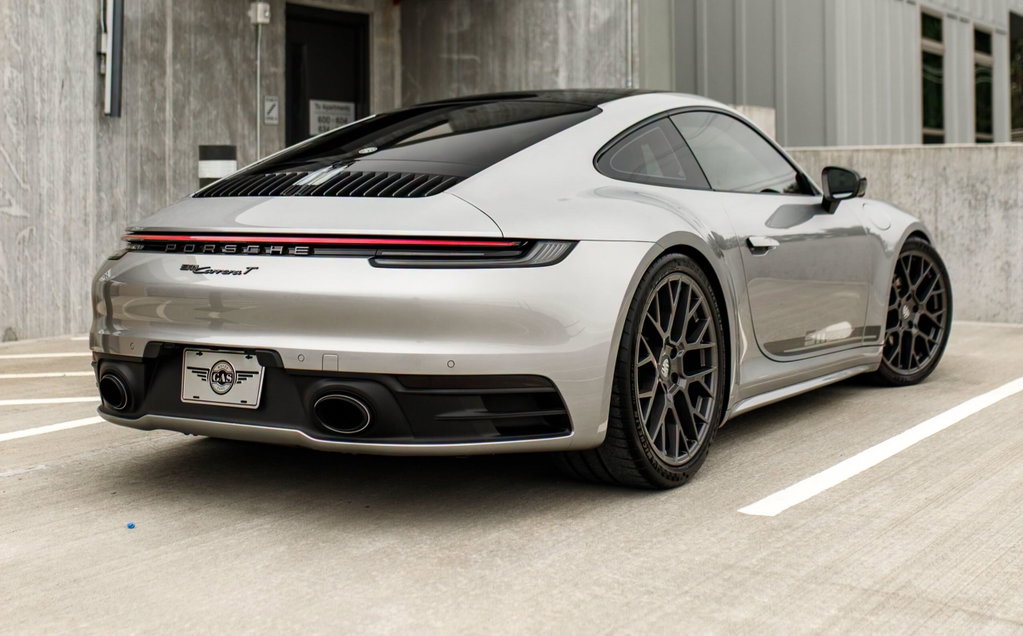 Porsche 992 Carrera T