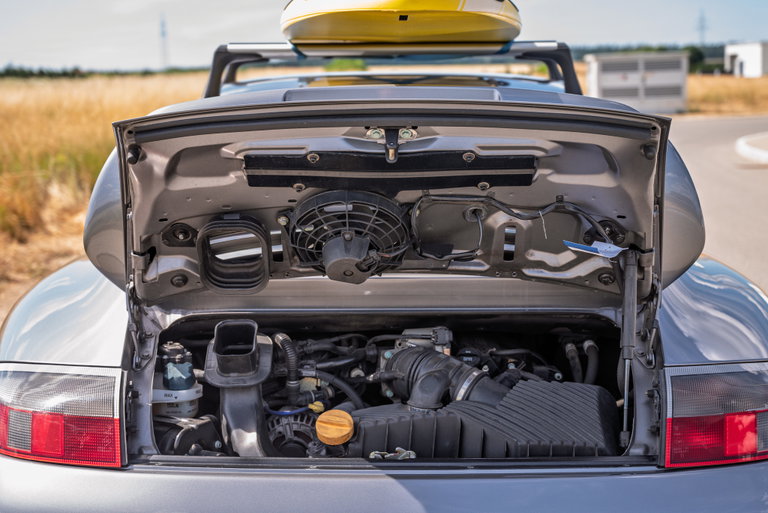 Porsche 996 Carrera