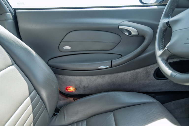 Porsche 996 Carrera