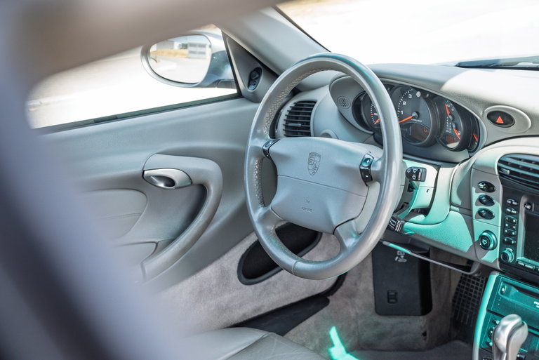 Porsche 996 Carrera