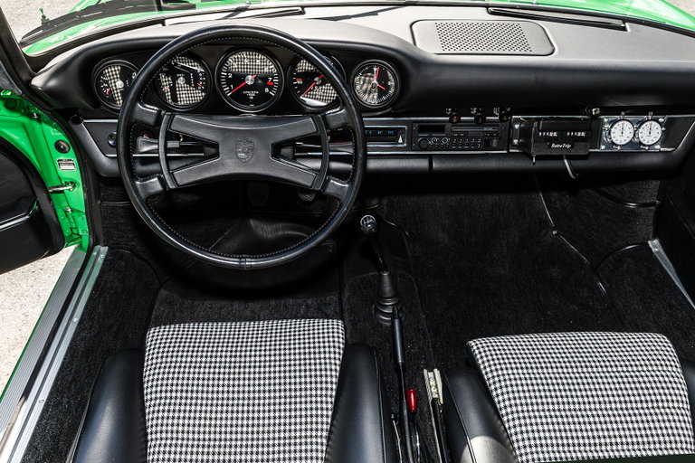 Porsche 911 S (F-Modell)