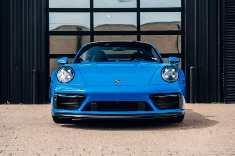 Porsche 992 Carrera GTS