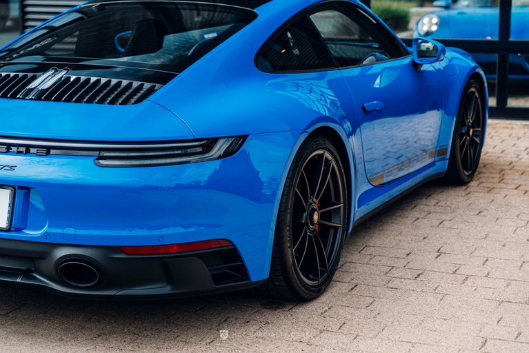 Porsche 992 Carrera GTS
