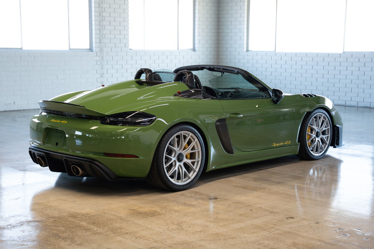 Porsche 718 Spyder RS
