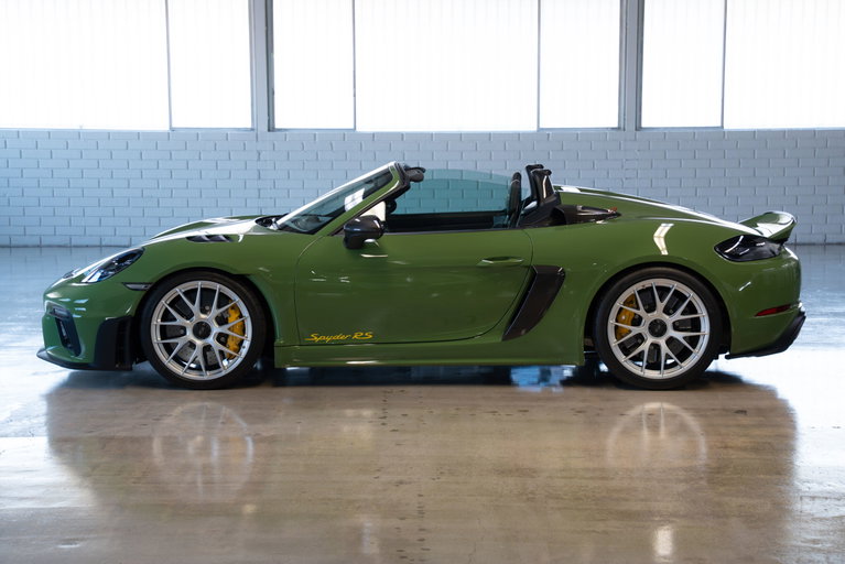 Porsche 718 Spyder RS