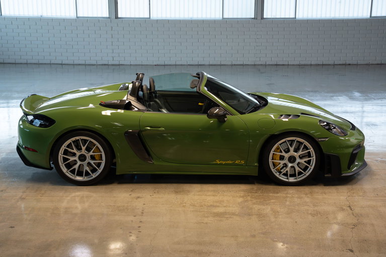 Porsche 718 Spyder RS