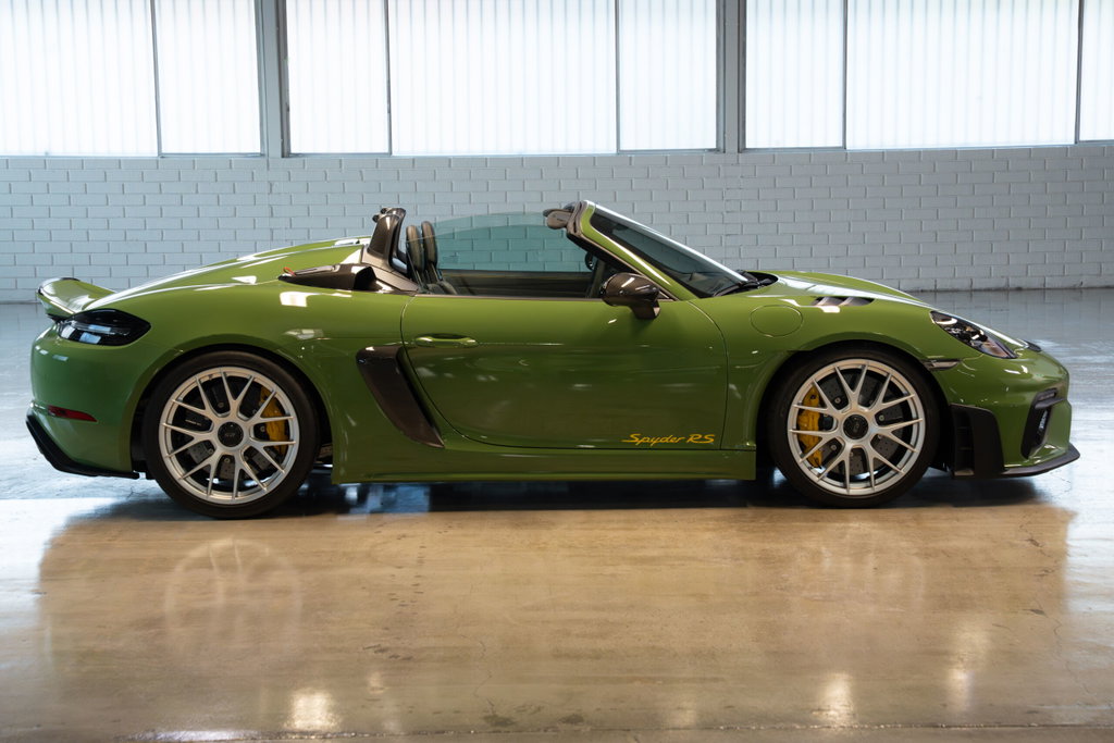 Porsche 718 Spyder RS