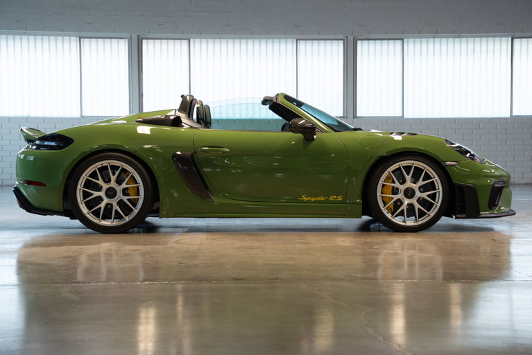 Porsche 718 Spyder RS