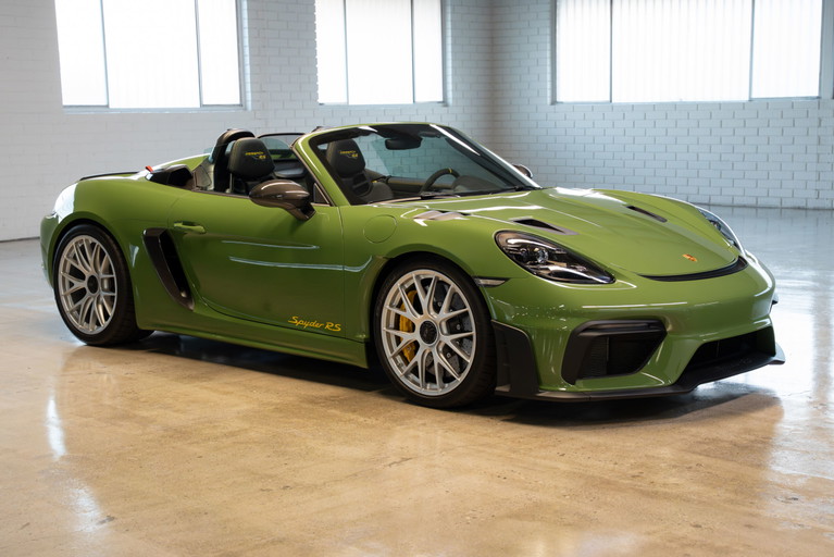 Porsche 718 Spyder RS