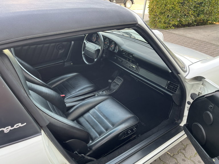 Porsche 964 Carrera 2