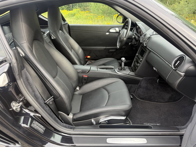 Porsche 987 Cayman S