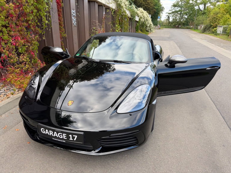 Porsche 718 Boxster T