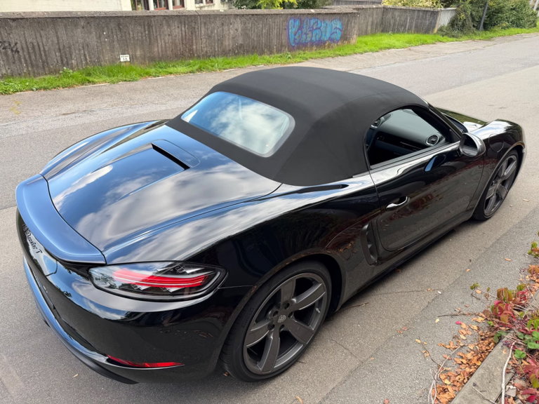 Porsche 718 Boxster T
