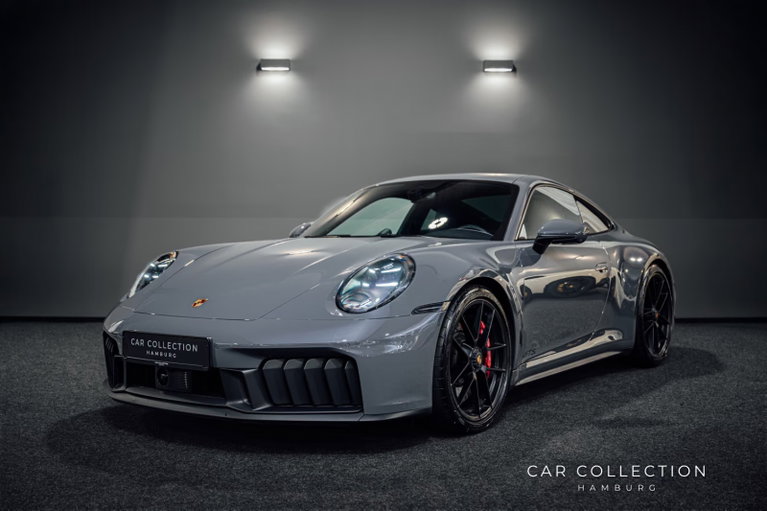 Porsche 992.2 Carrera 4 GTS