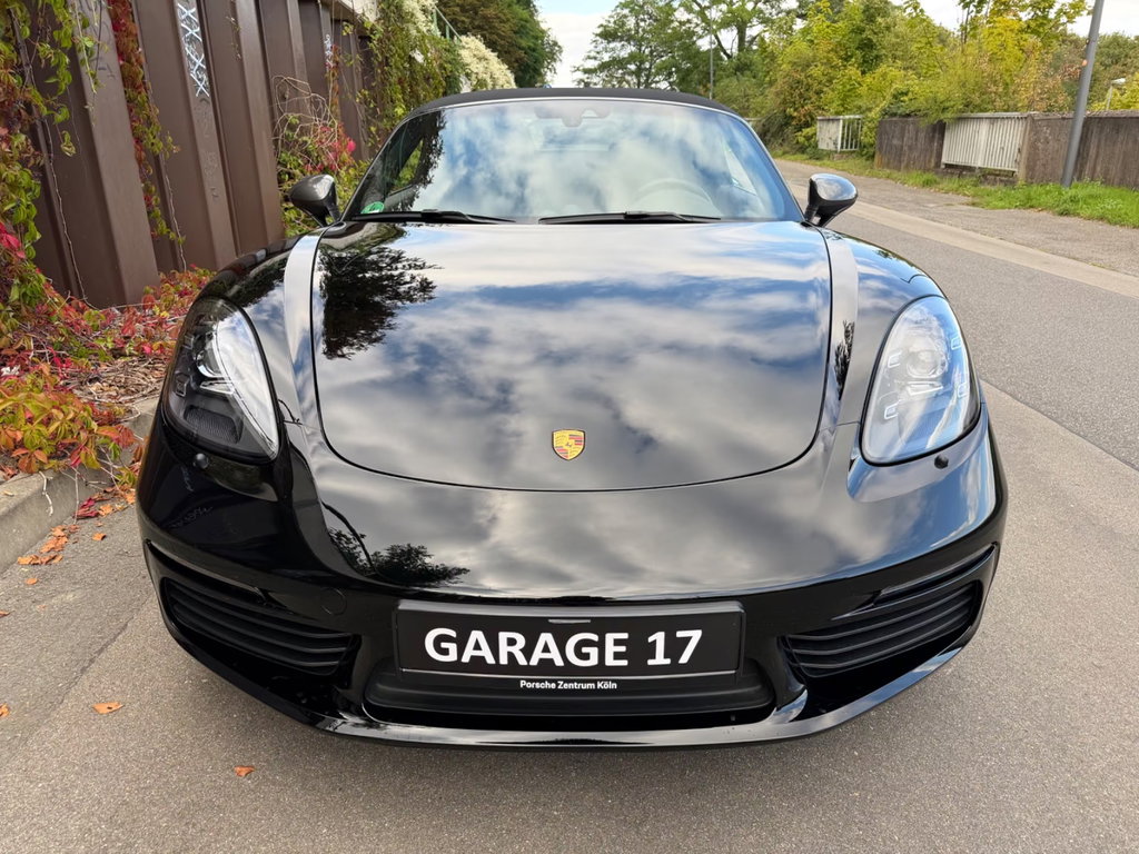 Porsche 718 Boxster T