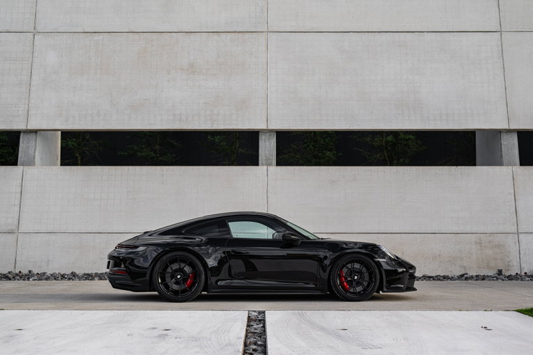 Porsche 992 GT3 Touring