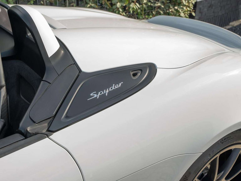 Porsche 981 Boxster Spyder