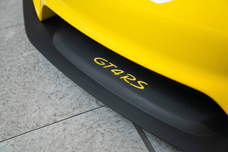 Porsche 718 Cayman GT4 RS