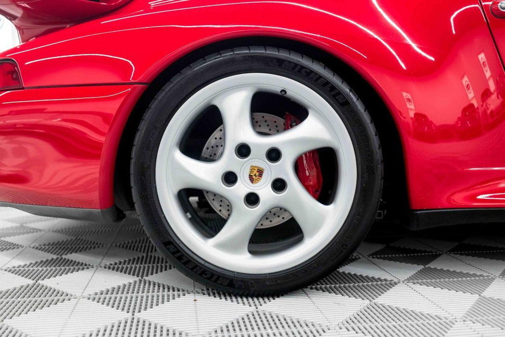 Porsche 993 Carrera 4S