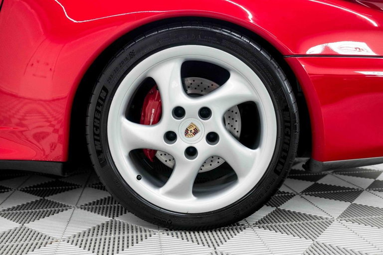 Porsche 993 Carrera 4S