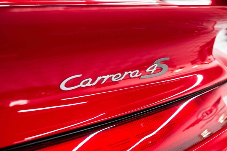 Porsche 993 Carrera 4S