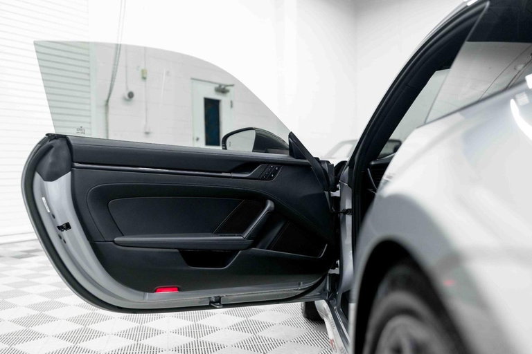 Porsche 992 Carrera T