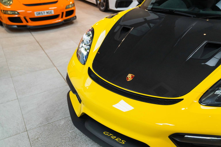 Porsche 718 Cayman GT4 RS