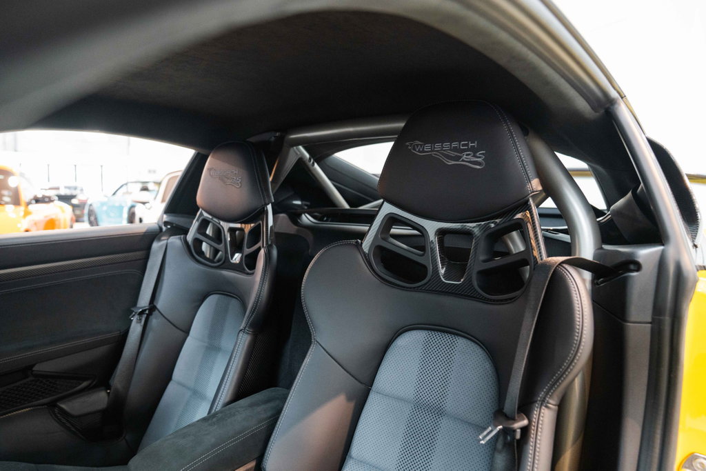 Porsche 718 Cayman GT4 RS